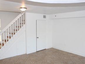 180 Riviera Cir 305, Weston FL 33326