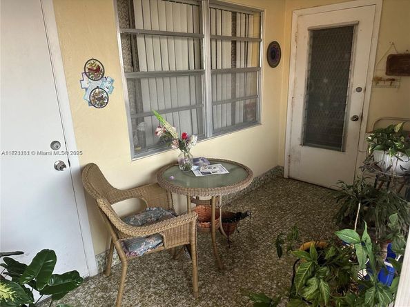 5300 Washington St Q307, Hollywood FL 33021