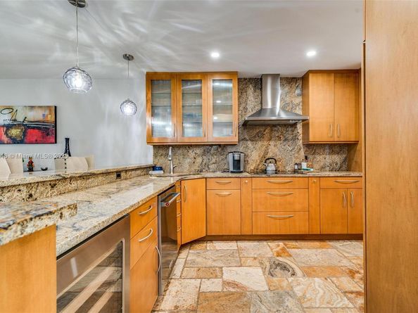 3687 NE 168th St 119, North Miami Beach FL 33160