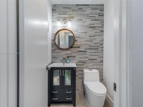 3687 NE 168th St 119, North Miami Beach FL 33160