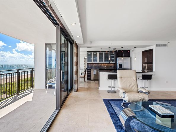 1800 S Ocean Blvd 5C, Boca Raton FL 33432