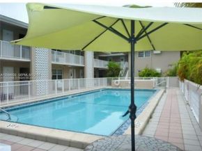 6565 Santona St B12A, Coral Gables FL 33146