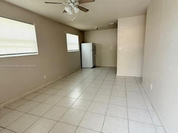2798 NW 9th Pl, Fort Lauderdale FL 33311