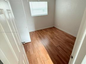 2798 NW 9th Pl, Fort Lauderdale FL 33311