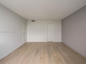 2000 NE 135th St 908, North Miami FL 33181