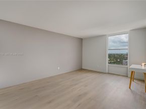 2000 NE 135th St 908, North Miami FL 33181