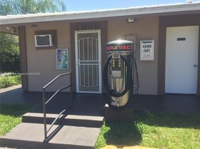 3720 N Pine Island Rd 331, Sunrise FL 33351