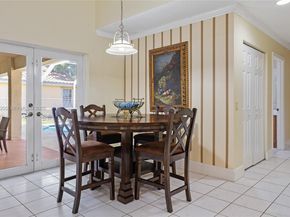 798 Verona Lake Dr, Weston FL 33326