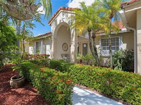 798 Verona Lake Dr, Weston FL 33326