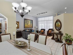 798 Verona Lake Dr, Weston FL 33326