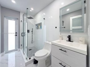 14111 SW 75th St, Miami FL 33183