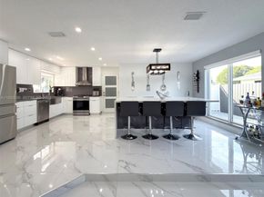 14111 SW 75th St, Miami FL 33183