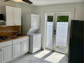 14111 SW 75th St, Miami FL 33183