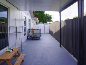 14111 SW 75th St, Miami FL 33183