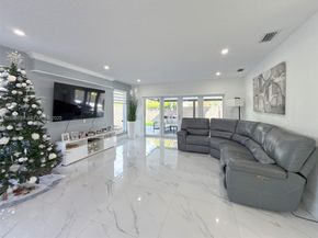 14111 SW 75th St, Miami FL 33183