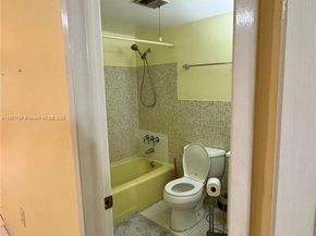 160 NE 203rd Ter E20, Miami Gardens FL 33179