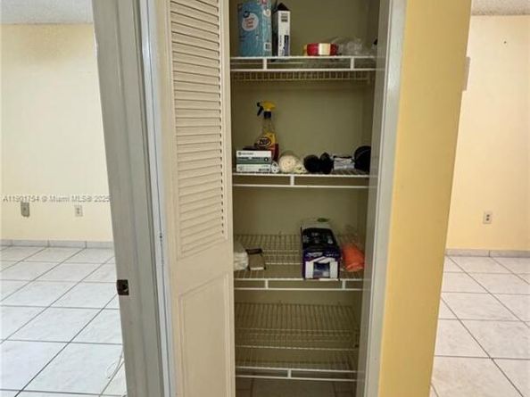 160 NE 203rd Ter E20, Miami Gardens FL 33179