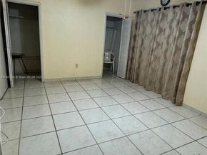 160 NE 203rd Ter E20, Miami Gardens FL 33179