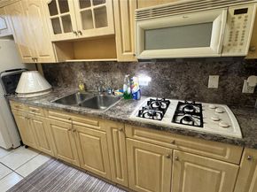 160 NE 203rd Ter E20, Miami Gardens FL 33179