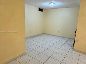 160 NE 203rd Ter E20, Miami Gardens FL 33179