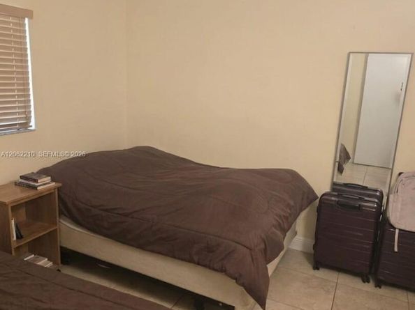 8065 SW 107th Ave 301, Miami FL 33173