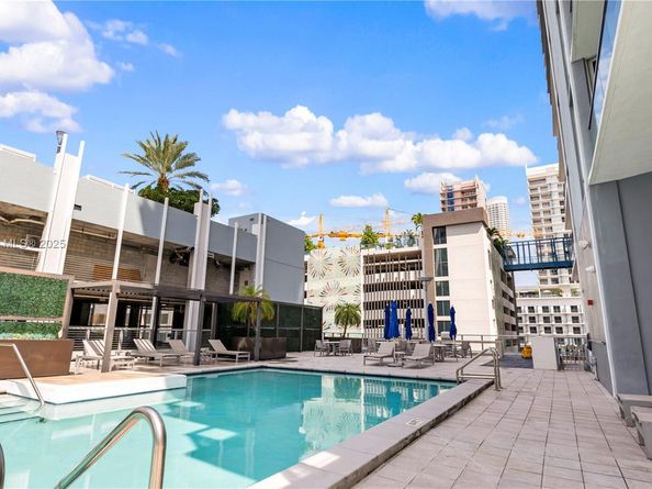 1010 SW 2nd Ave 504, Miami FL 33130