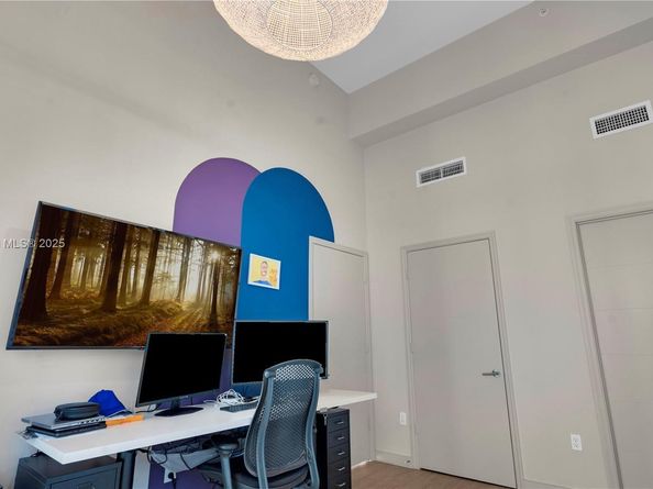 1010 SW 2nd Ave 504, Miami FL 33130