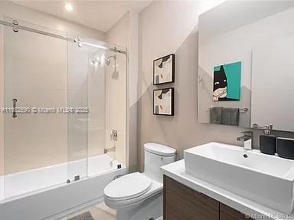 1010 SW 2nd Ave 504, Miami FL 33130