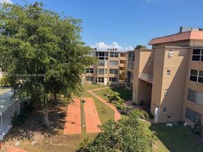 1301 NE 191st St F407, Miami FL 33179