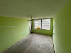 1301 NE 191st St F407, Miami FL 33179