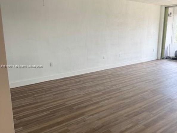 1301 NE 191st St F407, Miami FL 33179
