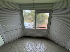1301 NE 191st St F407, Miami FL 33179