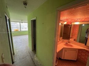 1301 NE 191st St F407, Miami FL 33179