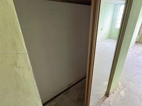 1301 NE 191st St F407, Miami FL 33179