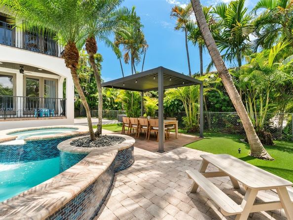 1210 95th St, Bay Harbor Islands FL 33154