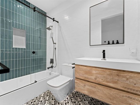 1210 95th St, Bay Harbor Islands FL 33154