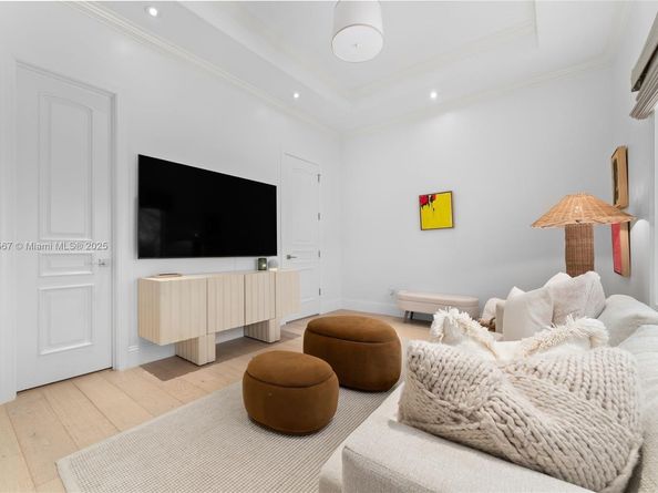 1210 95th St, Bay Harbor Islands FL 33154