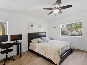 13943 SW 93rd Ln 13943, Miami FL 33186