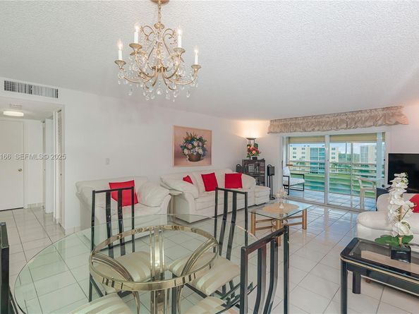 401 SE 3rd St 507, Dania Beach FL 33004