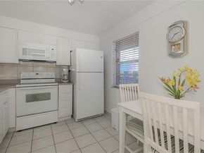 401 SE 3rd St 507, Dania Beach FL 33004