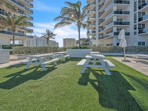 1850 S Ocean Dr 803, Hallandale Beach FL 33009