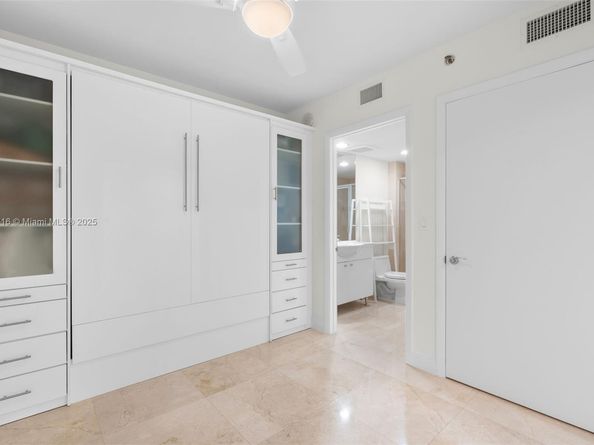 1850 S Ocean Dr 803, Hallandale Beach FL 33009
