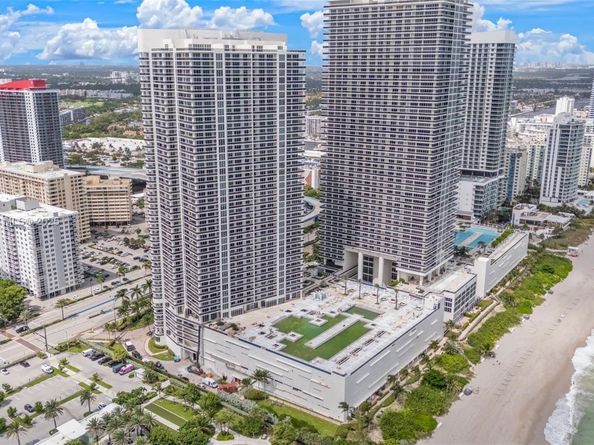 1850 S Ocean Dr 803, Hallandale Beach FL 33009