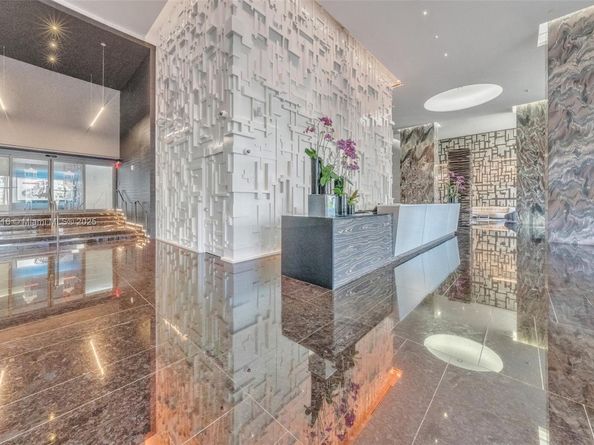 1850 S Ocean Dr 803, Hallandale Beach FL 33009