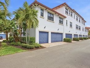 11652 SW 13th Ct, Pembroke Pines FL 33025