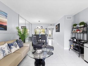 10402 Sunrise Lakes Blvd 103, Sunrise FL 33322