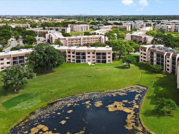 10402 Sunrise Lakes Blvd 103, Sunrise FL 33322