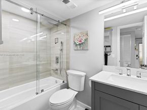 10402 Sunrise Lakes Blvd 103, Sunrise FL 33322