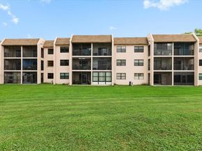 10402 Sunrise Lakes Blvd 103, Sunrise FL 33322