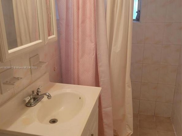 305 NW Opa Locka Blvd, North Miami FL 33168
